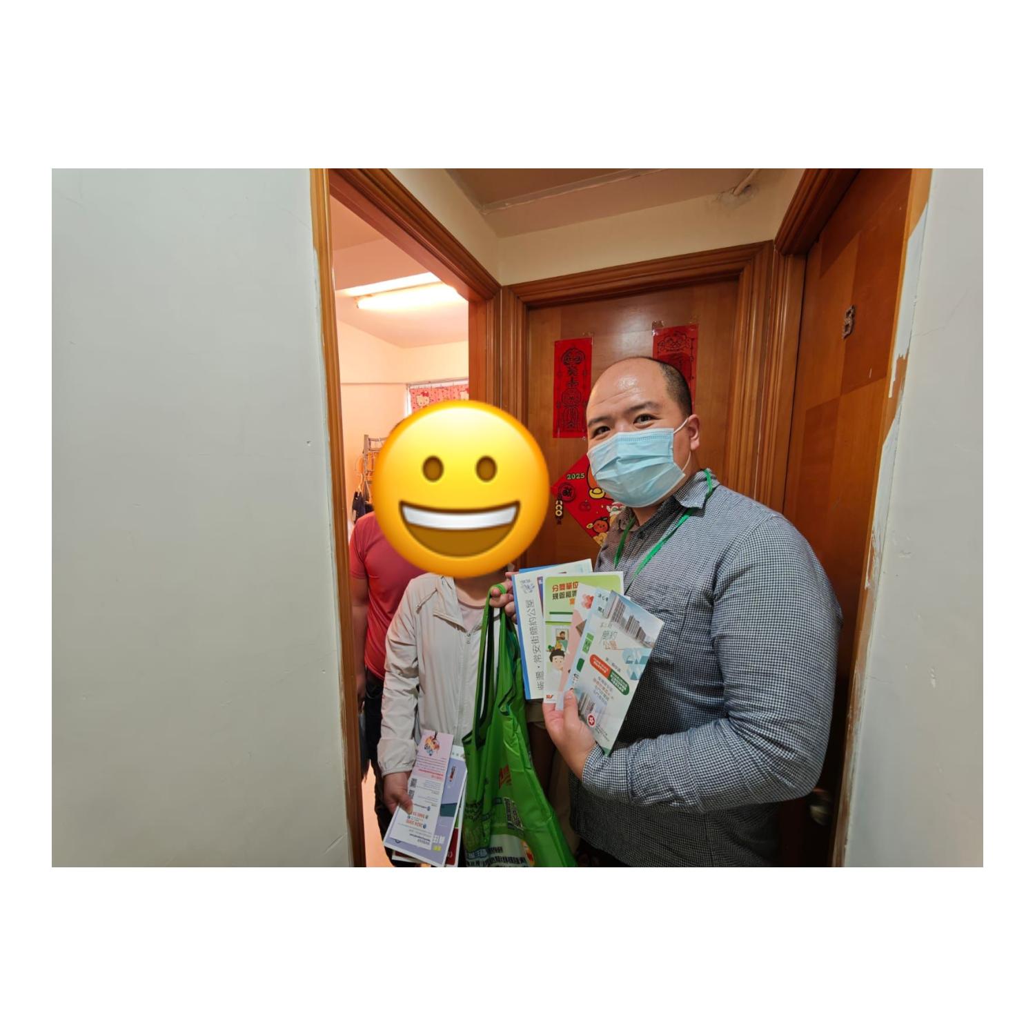 估價署、水務署及本隊共同探訪「劏房」戶(筲箕灣) 